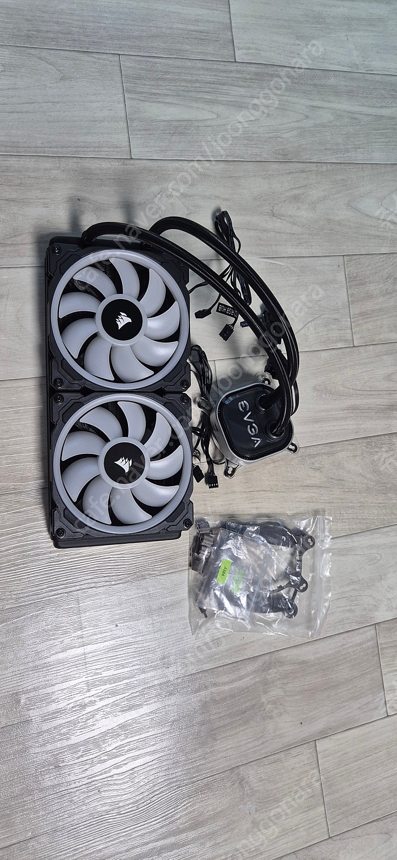 EVGA CLC 280 수냉식 CPU 쿨러 팝니다