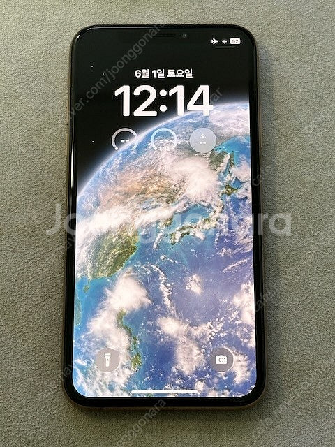 아이폰 XS 256 골드 박스풀셋 30만--1