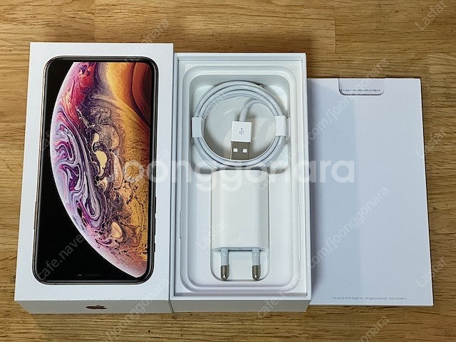 아이폰 XS 256 골드 박스풀셋 30만--4