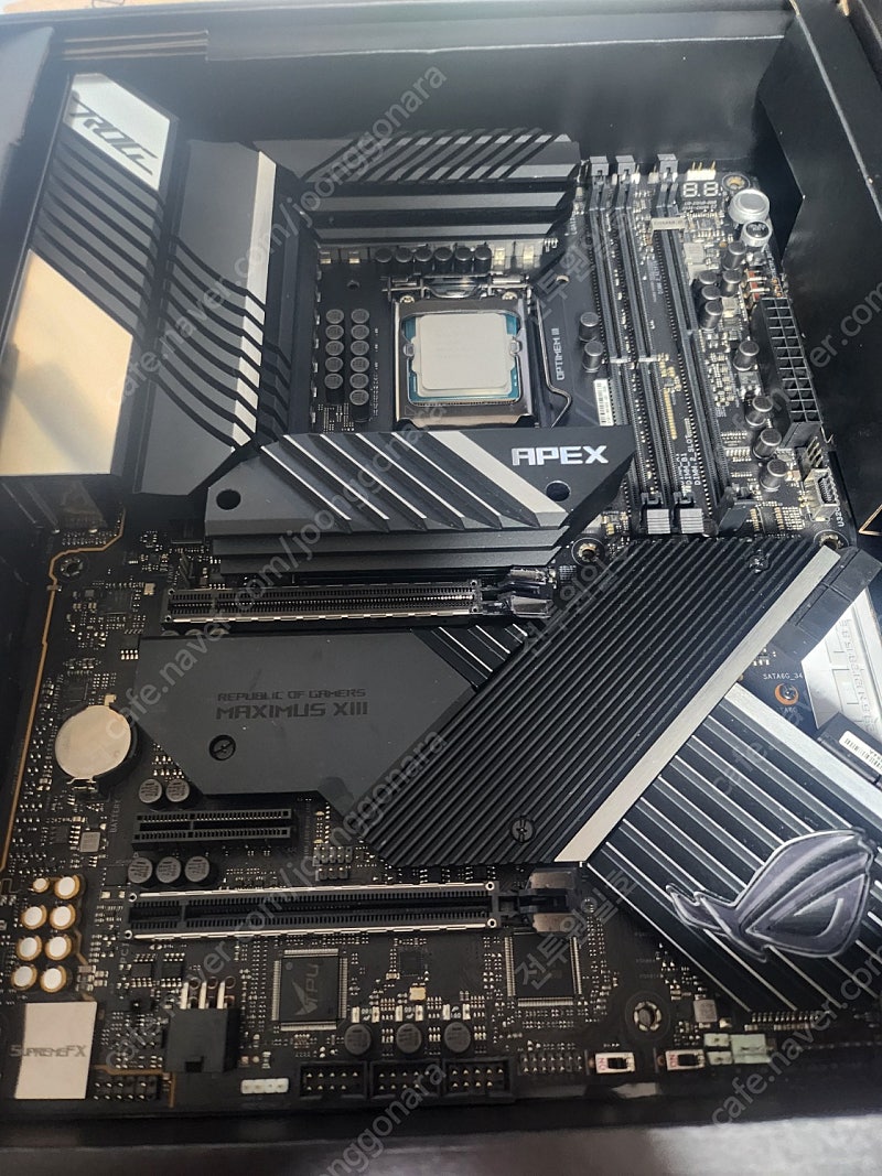 ASUS Z590 MAXIMUS APEX