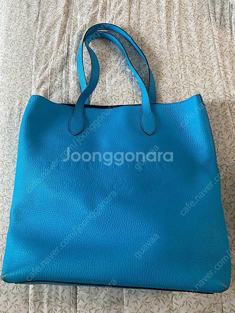 버버리 가죽 숄더 토트백--0