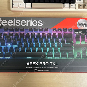 스틸시리즈 APEX PRO TKL 2023 팝니다