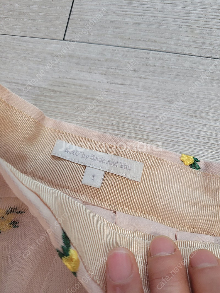 가격내림)브라이드앤유 스커트--3