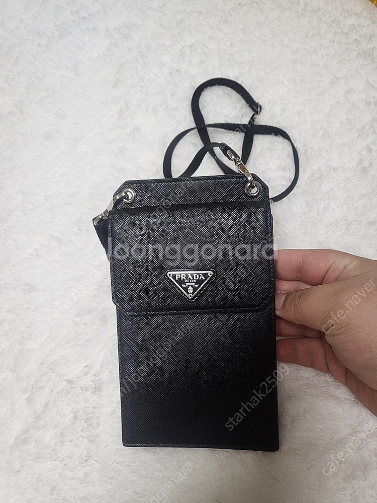 새상품급 프라다 사피아노 폰홀더백--0