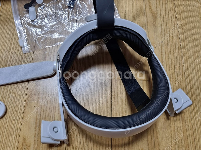 오큘러스 퀘스트2 64gb 팝니다--4