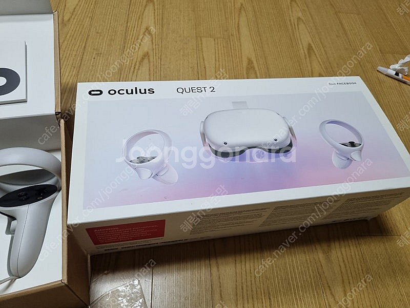 오큘러스 퀘스트2 64gb 팝니다--5