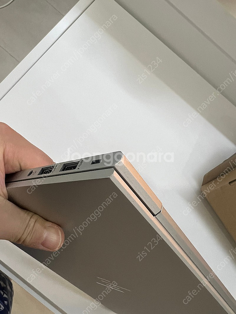 Hp 엘리트북 845 g7 256 gb 8기가램 판매합...--2
