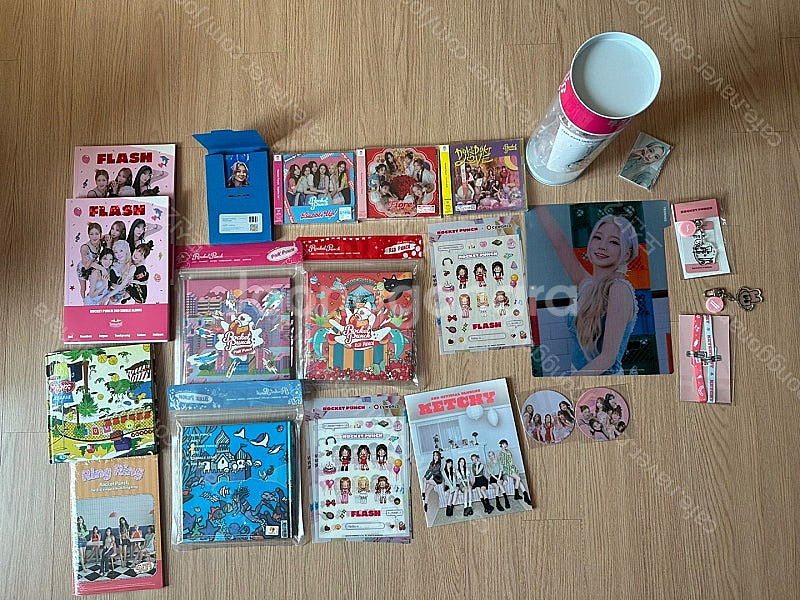 로켓펀치 굿즈 일관로 팔아요--7