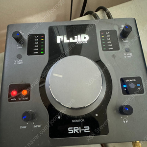 Fluid sri-2 오디오인터페이스 팝니다.