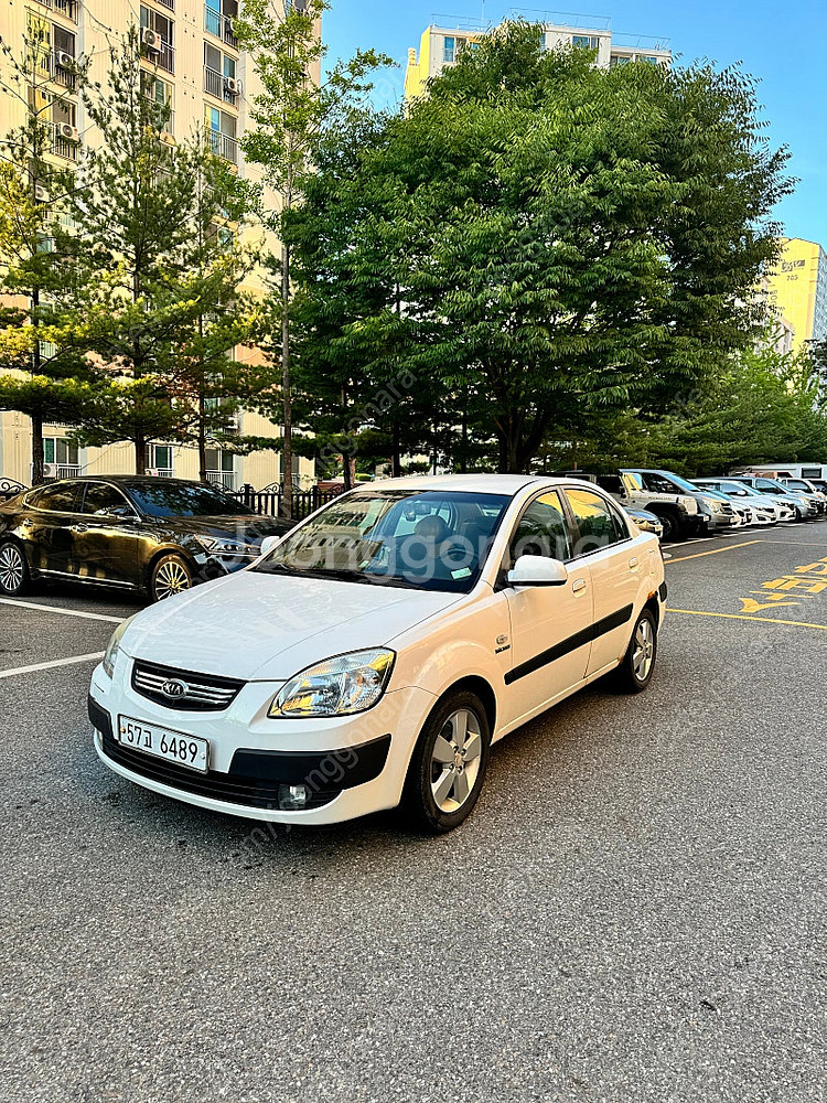 프라이드(신형) 4DR 1.6 CVVT gold--0