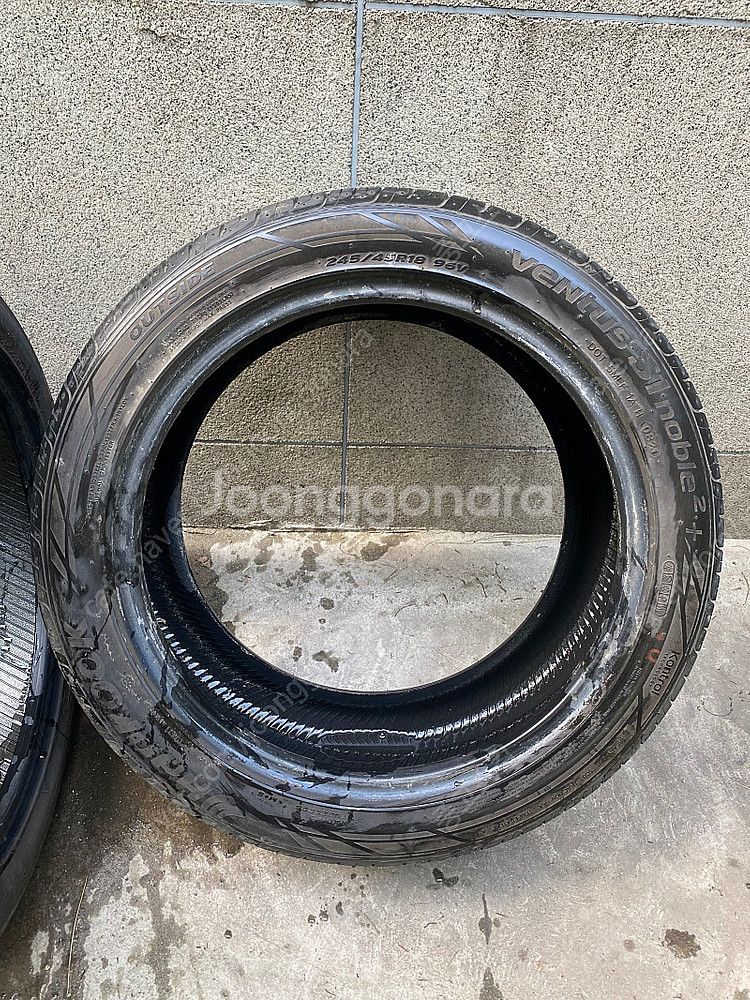 한국타이어 245 45 18 2본--1