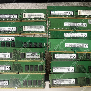 서버용램 ddr4 마이크론 2400t 16gb 팝니다.