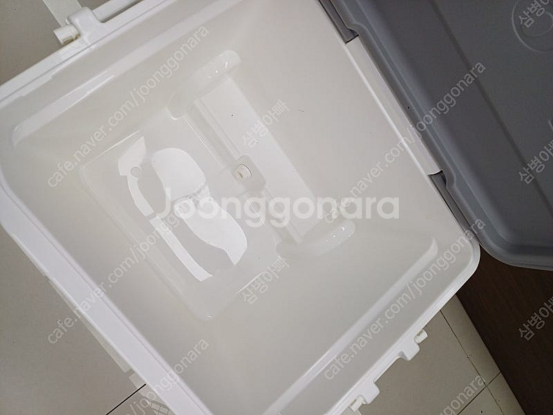 이글루 롤링쿨러 아이스박스58L--1