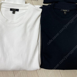 마시모두띠 긴팔 티셔츠 검s,흰s 사이즈 2벌 일괄