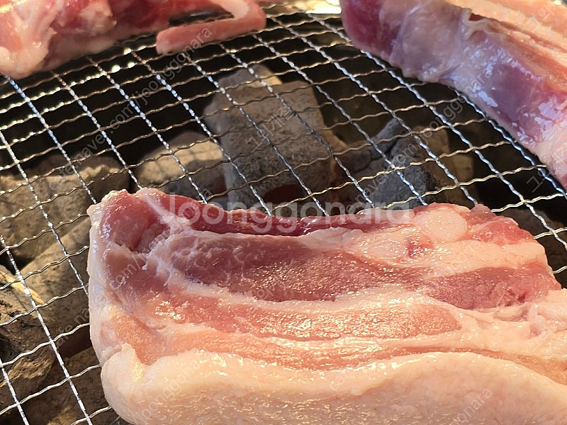 6월 6일 한화 kt 3루 지정석 2연석 구합니다~--0