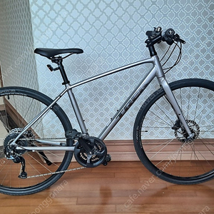 트렉 FX2 자전거