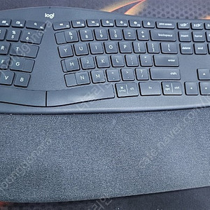 로지텍 에르고 K860 키보드 영문각인