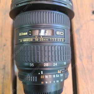 니콘 18-35mm ED f3.5-4.5D