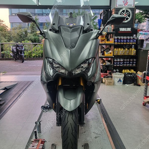 [경기남부] 20년식 TMAX560 9420KM 팝니다.