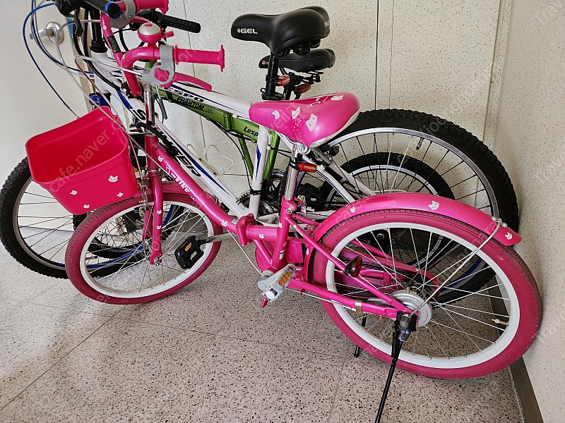 상태 좋은 접이식 어린이 자전거 삼천리 i-Bike (보조바퀴, 킥스탠드 포함) 8만원