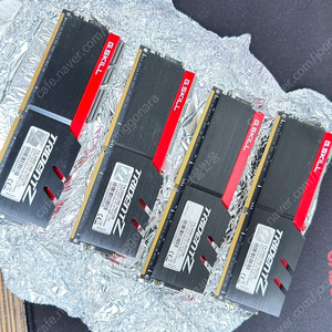 G.skill ddr4 8g TRIDENTZ. 4개묶음