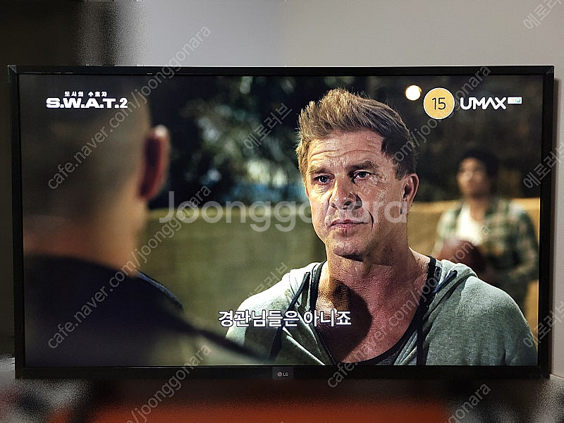 LG 4K UHD LED 43인치 스마트TV 팝니다. ...--1