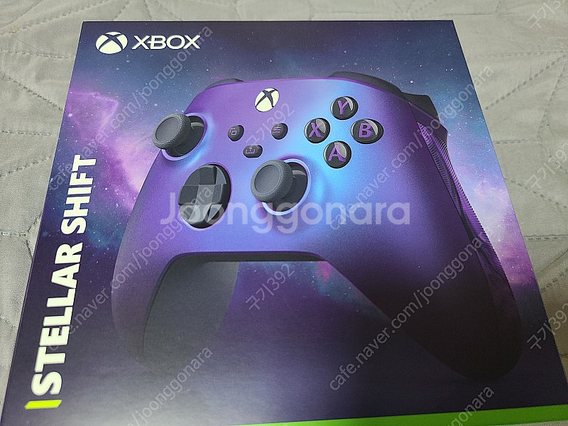 xbox 4세대 게임패드 스텔라 쉬프트(미개봉, 택포)--0