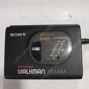 소니워크맨 WM-GX50 =수리및부품용 라디오작동 판매