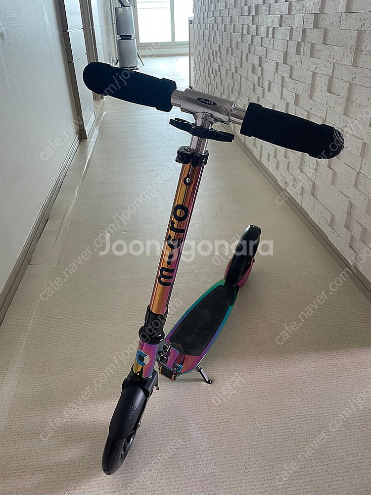 마이크로 클래식 네오크롬 신품급 어린이킥보드 및 신품헬...--0