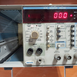 Tektronix TM 503 Power Module/ AA501 Distortion Analyzer