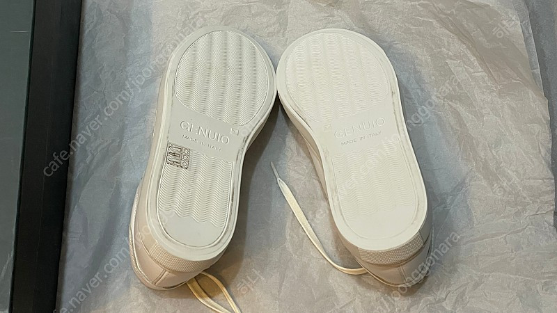 제누이오 페르페토 송아지가죽 이태리산 스니커즈 화이트 225 새상품--5