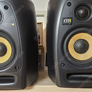 KRK VXT4 모니터 스피커 팝니다