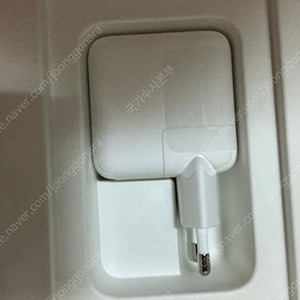 apple usb-c power adapter 30w(애플 충전기)