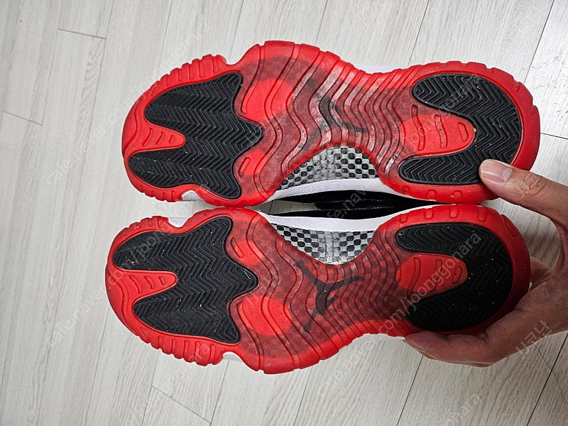 나이키 조던 11 로우 브레드 275 중고--2