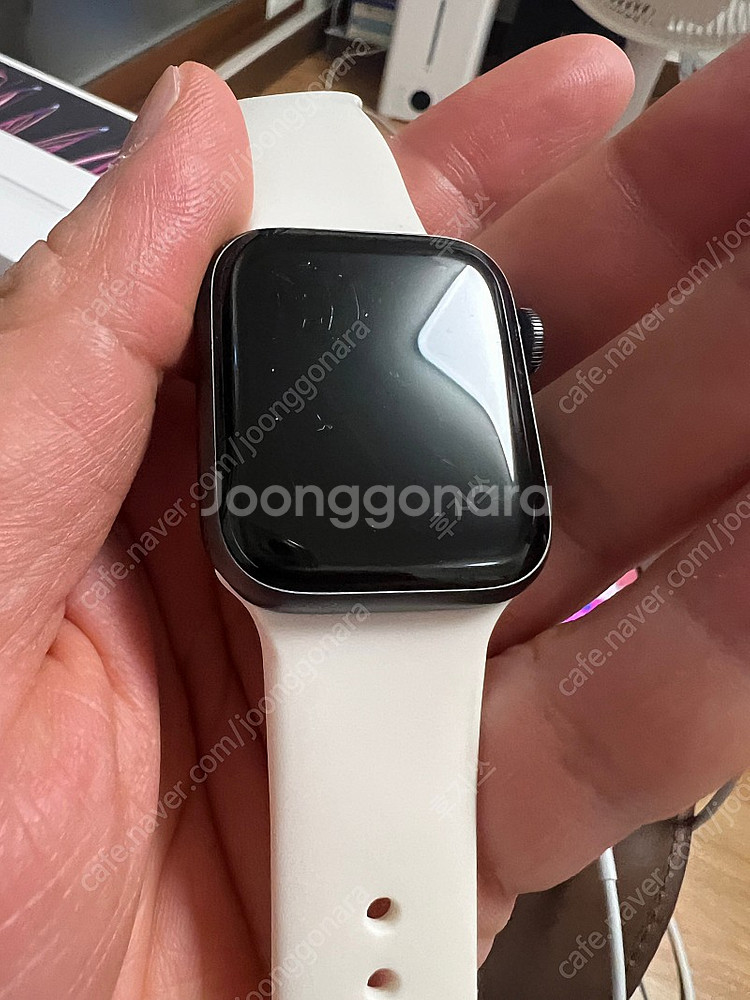 애플워치 se 40mm gps 스그 팝니다--5