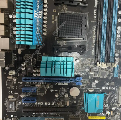 (택포) CPU AMD X4 925 (쿨러포함)+ 메인보드 m5a97 evo r2.0 (백패널O) + 램 DDR3 지스킬 4x2 + 이엠텍 gtx970 제트스트림