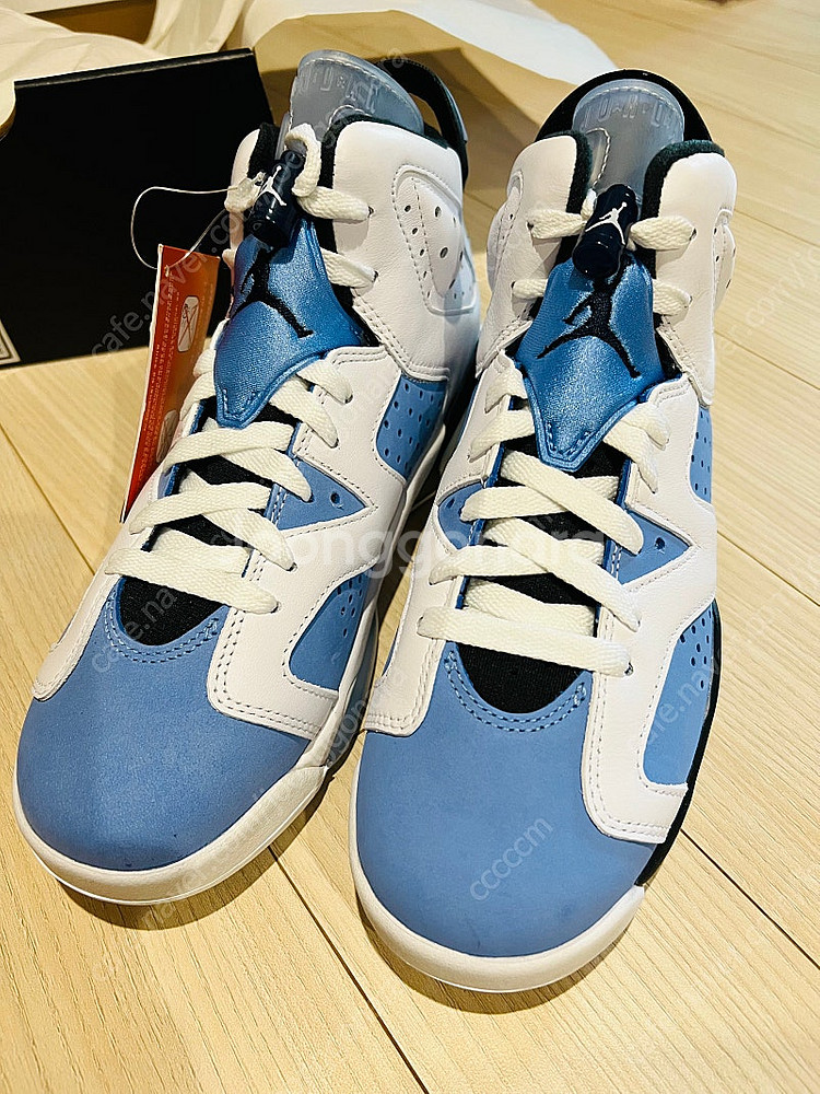 조던 6 레트로 유니버시티블루 240--2