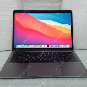 APPLE MacBook Air 13 2019 A1932 애플 맥북에어 i5 16G SSD251G 레티나 13인치 팝니다.