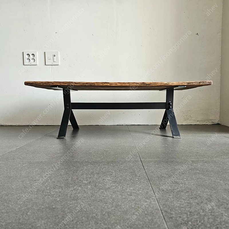 100년이상된 올드오크로 제작한 빈티지 고재 커피 쇼파 거실 테이블