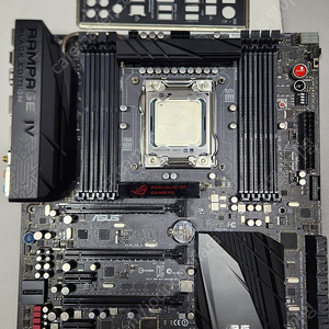 e5-1680 v2 / asus rampage iv black edition x79 보드셋 팔아요