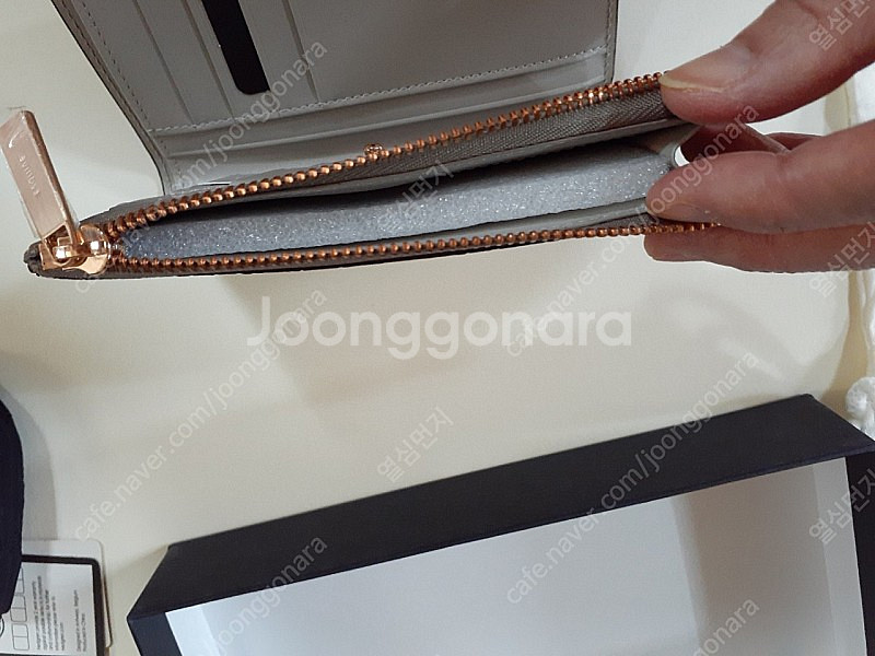 에스콰이어 지갑 새거입니다 소가죽입니다 고급스러워 예쁜...--7