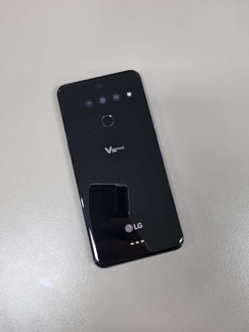 (KT)LG V50 128기가 블랙색상 깨끗한 상태좋은 단말기 13만원 판매
