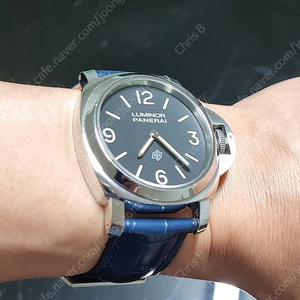 파네라이 PAM 1086 Luminor