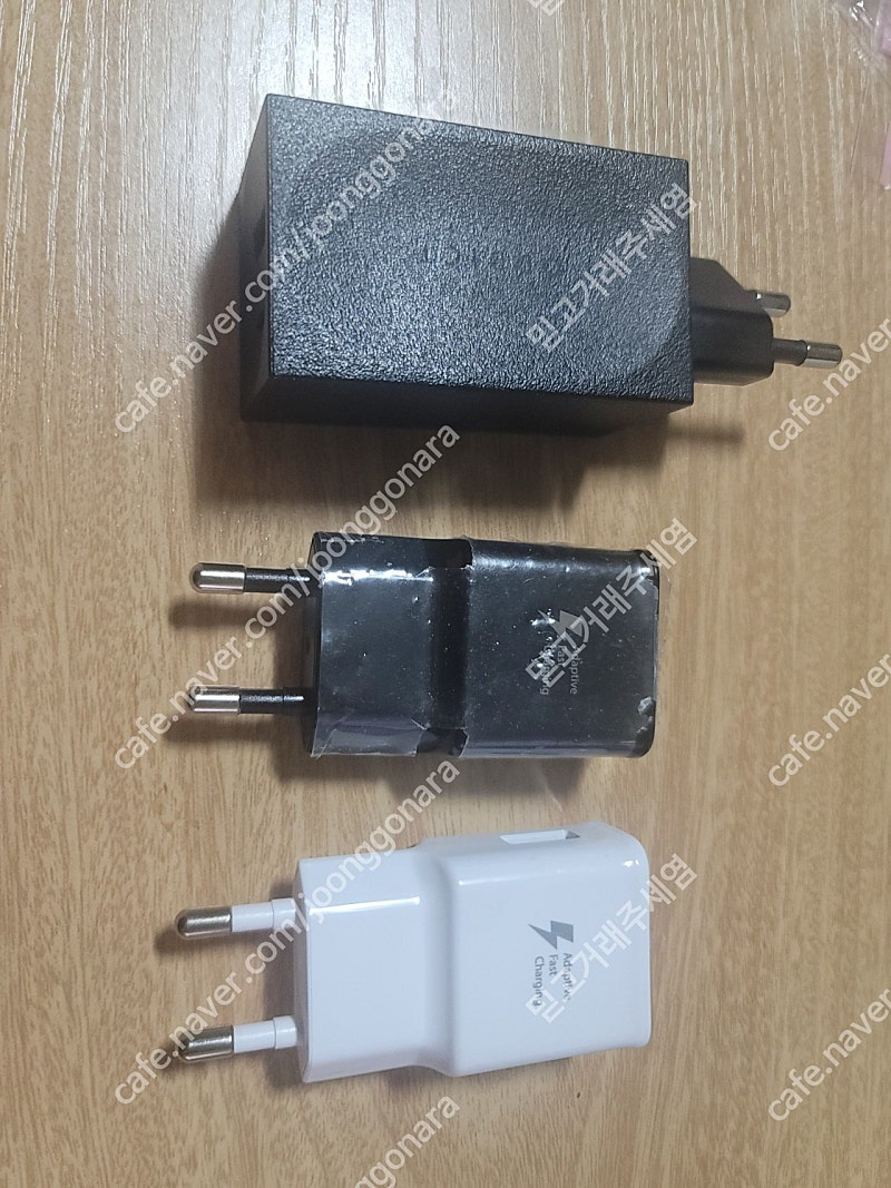 오딕트 65W, 삼성 정품 동봉 충전기(USB) 2개 판매합니다