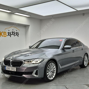 BMW5시리즈 (G30) 530i 럭셔리중고차 할부 리스 카드 저신용자 전액할부 승인