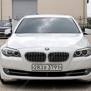 BMW5시리즈 (F10) 520d중고차 할부 리스 카드 저신용자 전액할부 승인