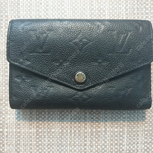 루이비통 한정판 앙프렝뜨 코인 지갑
