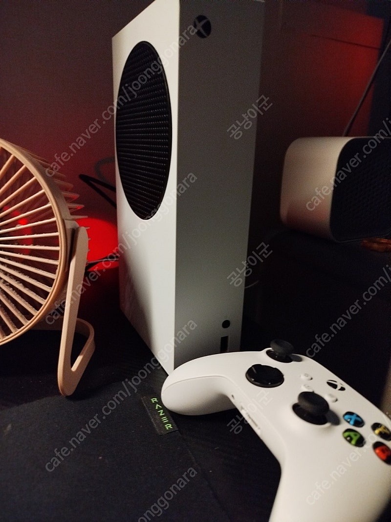 xbox series S ( 엑스박스 시리즈 S, 엑시스 ) 팝니다