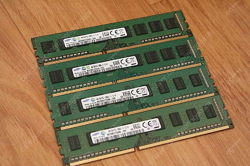 [팝니다] ddr3 4gb 12800U x 4ea (메모리, 삼성, 일괄) - 1.2만(송포)