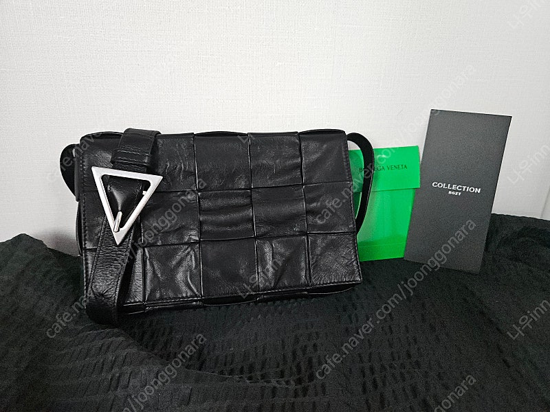 ( Bottega Veneta) 보테가베네타 스몰 레더 카세트백 블랙